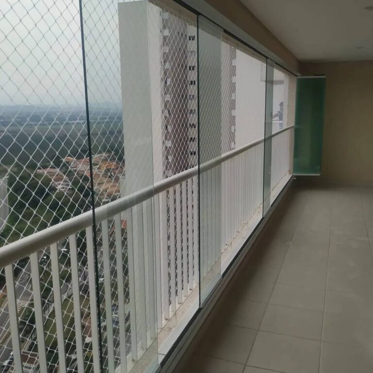 Serviço de rede de proteção para sacada no bairro Urbanova, São José dos Campos em SJC