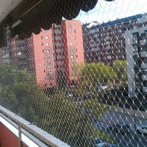 Serviço de rede de proteção para sacada no bairro Jardim Aquarius, São José dos Campos em SJC